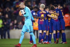 包含今晚瓦伦西亚临场应变——NBA总决赛节点到来；引发热议；赛程密集仍需轮换的词条-开云体育